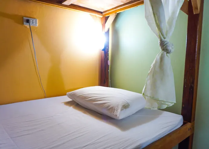 Zleep63 Хостел